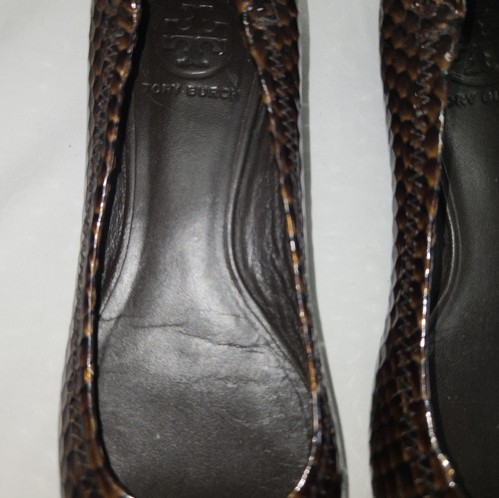 Tory Burch Women's 6 Reva Ballet Flats Brown Snake Skin Patent Leather - Picture 5 of 9